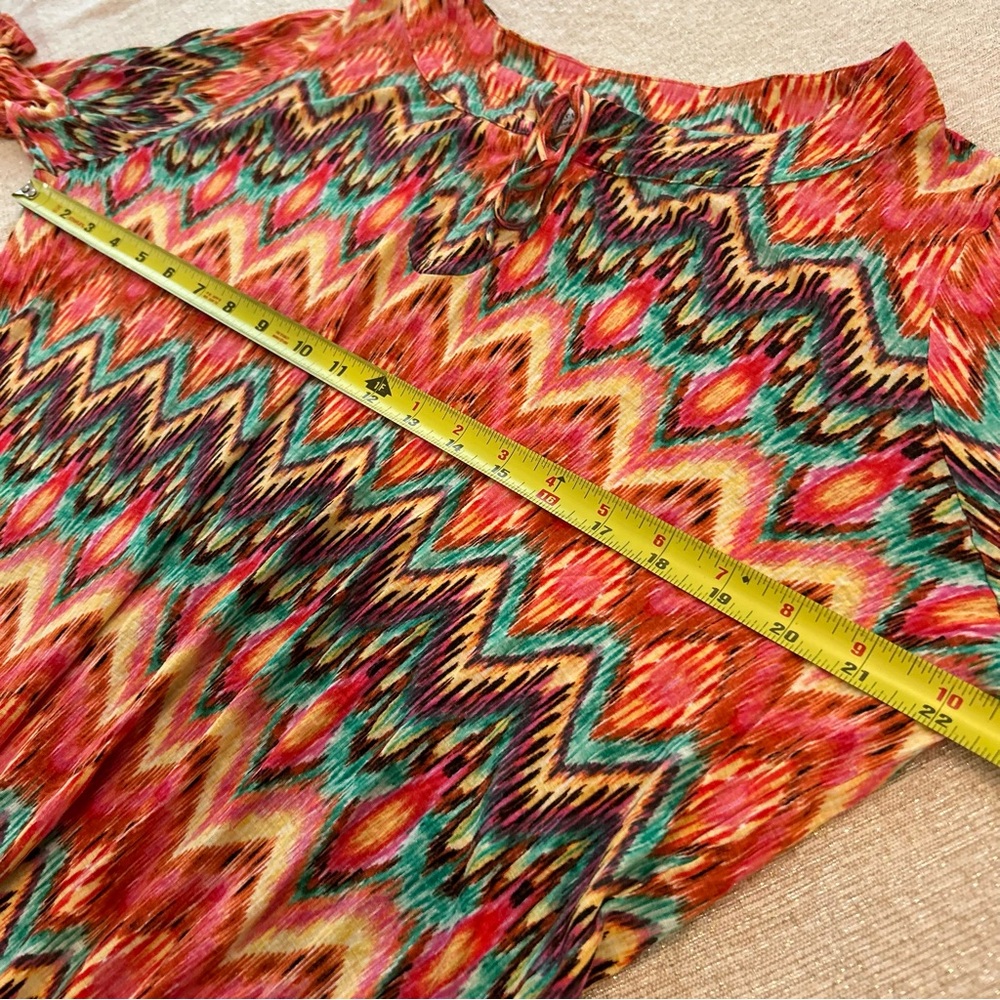 Jones New York Sport Women Top Ikat Chevron Print Split V-Neck W/Tie 3/4 Sleeve - Picture 8 of 9